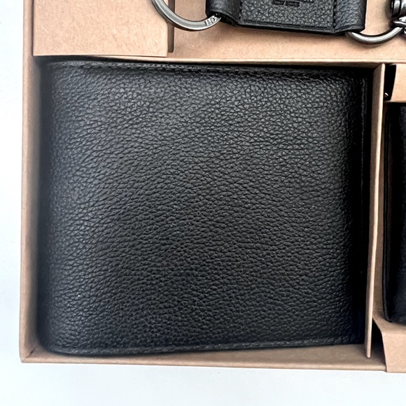 💯COACH Boxed 3 In 1 Wallet Gift Set - Picture 3 of 12